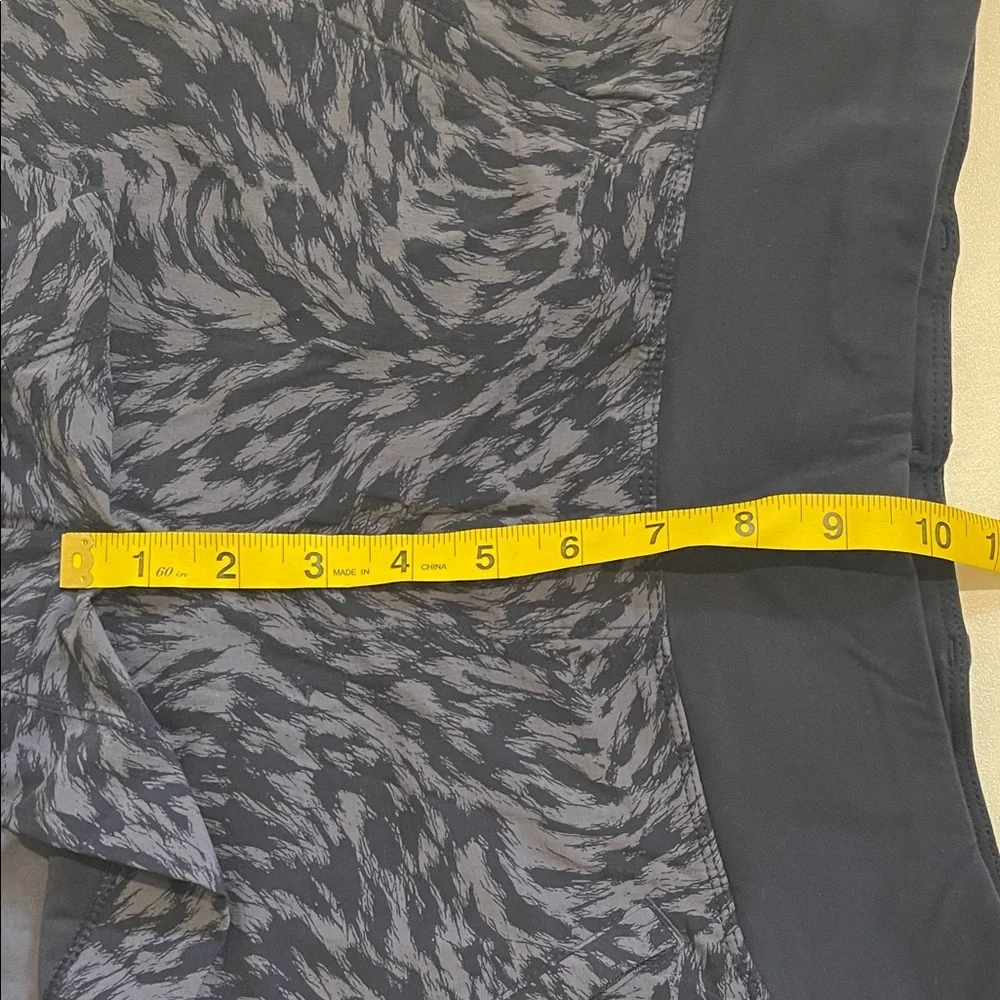 Athleta Black Patterned Trekkie North Printed Running Shorts